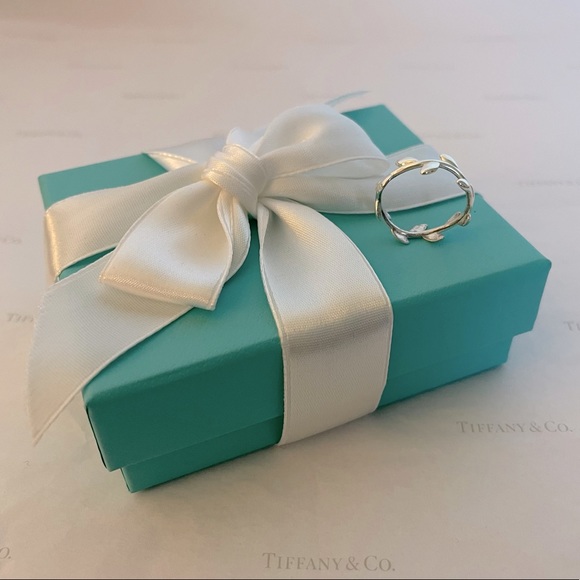 Tiffany & Co. Paloma Picasso Olive Leaf Vine Band Ring Silver Sz. 7 W/ Pouch 🎁 - Picture 3 of 7